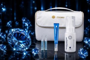 Kolagen Diamentowy + Krem Pod Oczy Blue Diamond + Ampułki Blue Diamond + Kosmetyczka GRATIS - Zestaw